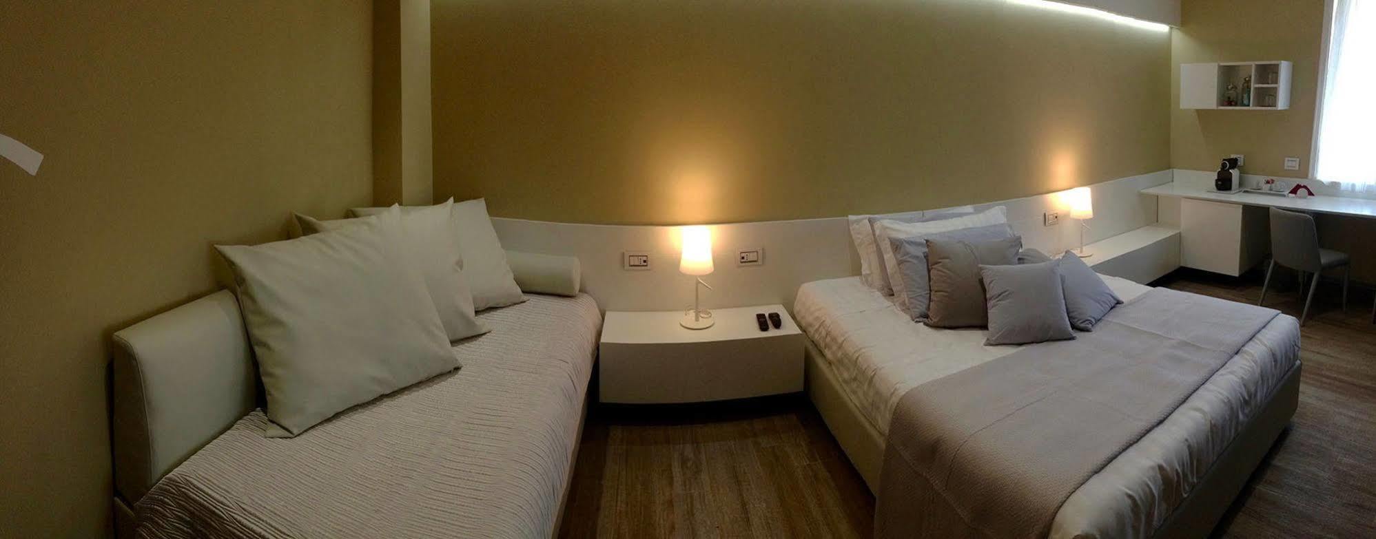 Ginevra Rooms Bergamo Bagian luar foto